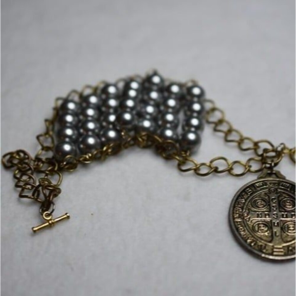 Vintage Religious St.Benedict 1.5 in Medalion Gold Tone Lt. Blue Beads Bracelet